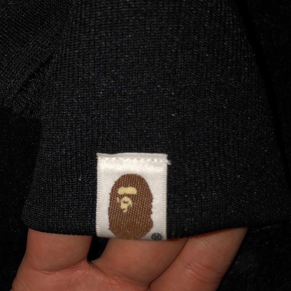 Bape - Picture 4 of 4